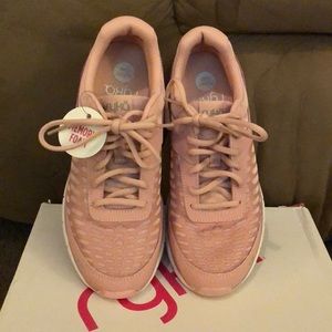 Ryka Women’s memory foam tennis shoes